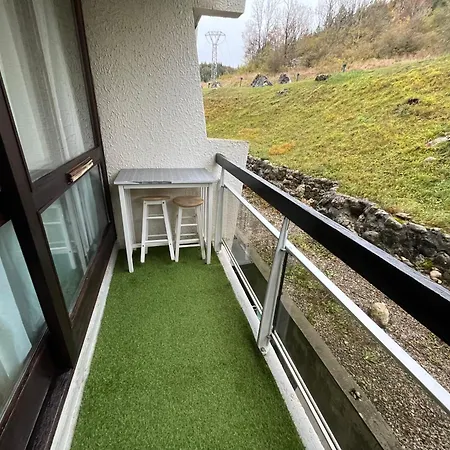 4 Couchages Avec Balcon Est Refait A Neuf Cote 2000 *